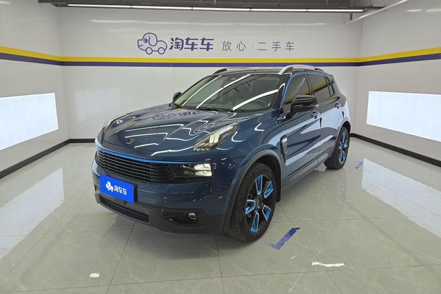 Lynk & Co 01 2017 2.0 T 2 WD Pro