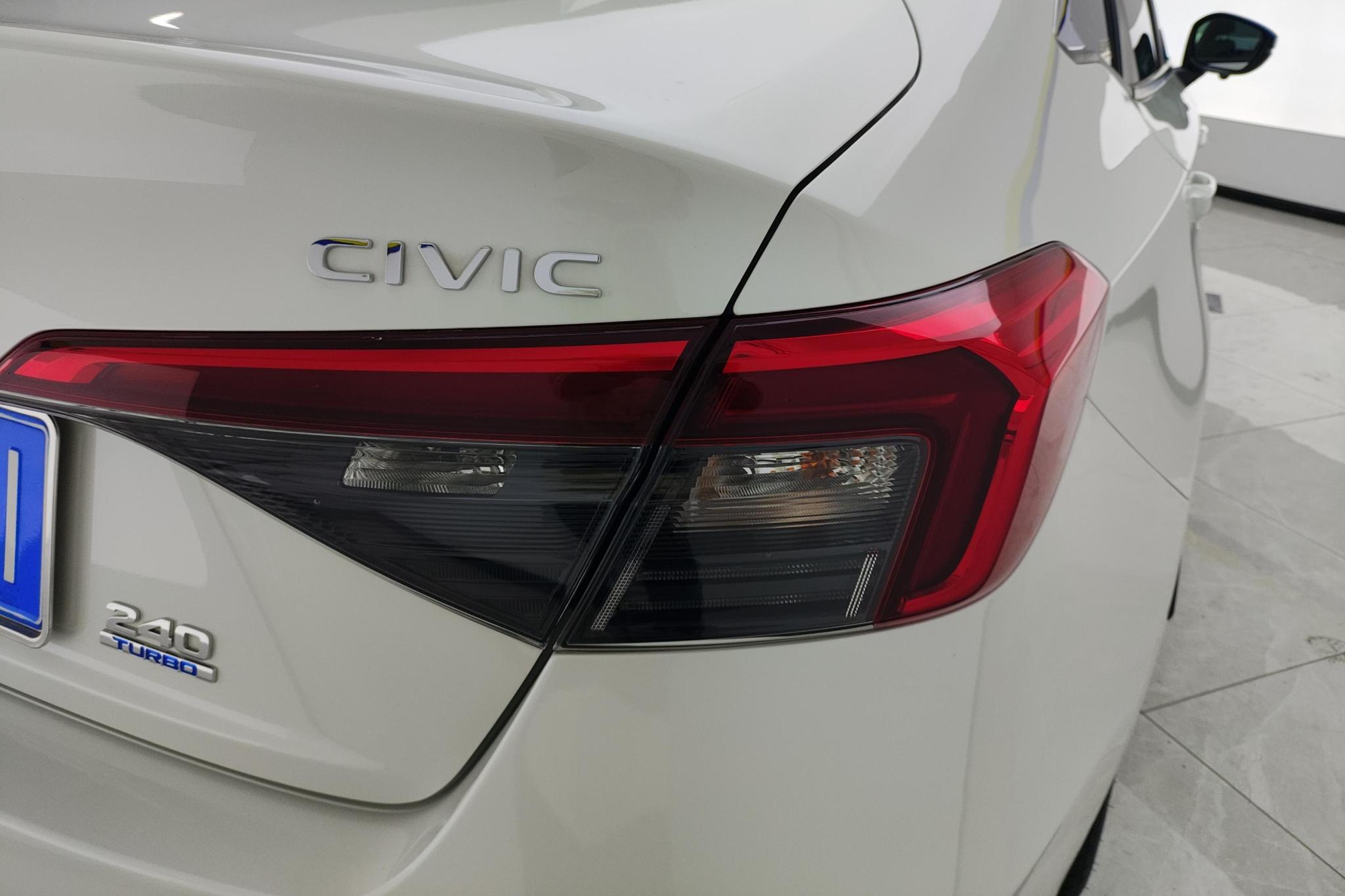 Honda Civic 2023 240TURBO CVT