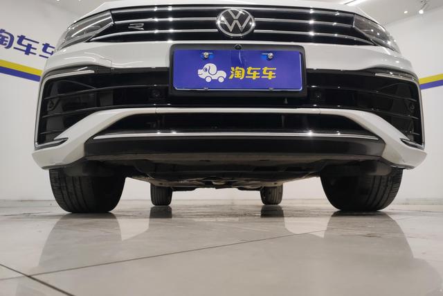 Volkswagen Tiguan L 2023 — фото 3