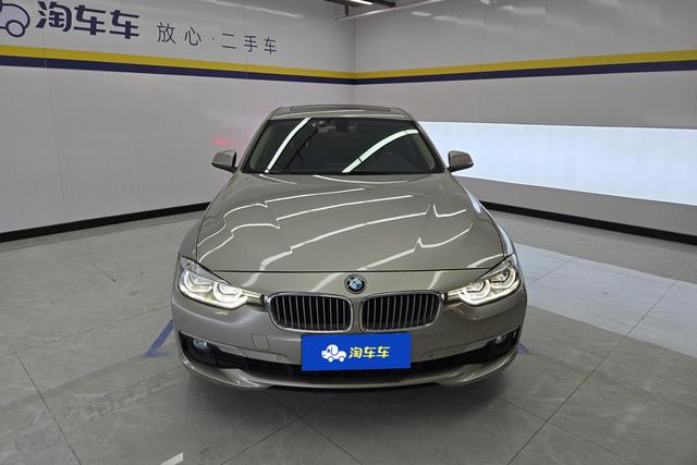 BMW 3 series 2019 Темно-серый из Китая