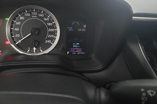 Toyota Corolla Cross 2022 2.0 L — фото 14