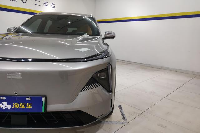 Geely Galaxy Galaxy L7 2023 Темно-серый из Китая