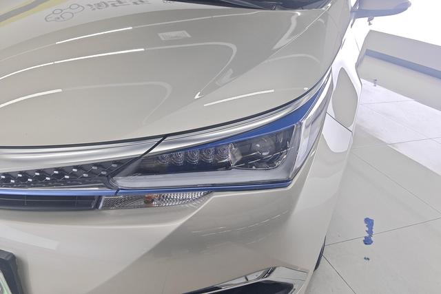 Toyota Corolla dual engine E+ 2019 Другой из Китая, фото 2