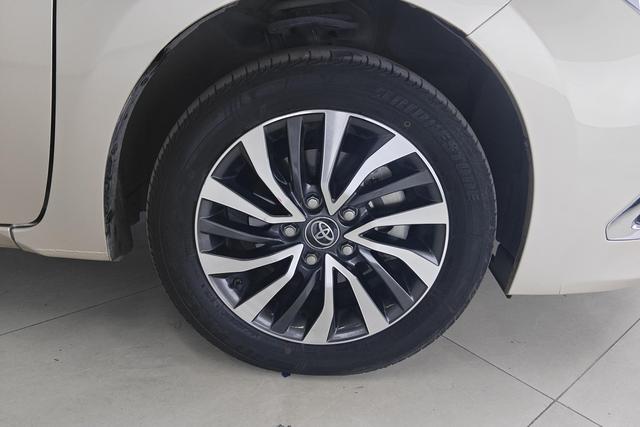 Toyota Corolla dual engine E+ 2019 Другой из Китая, фото 5