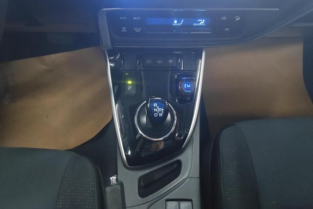 Toyota Corolla dual engine E+ 2019 Другой из Китая, фото 6