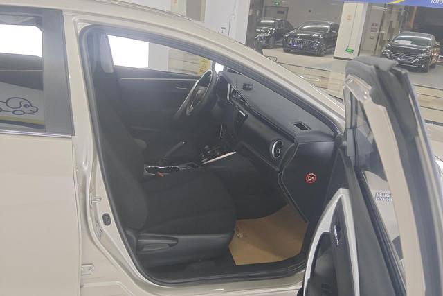 Toyota Corolla dual engine E+ id 3823560 из Китая 11