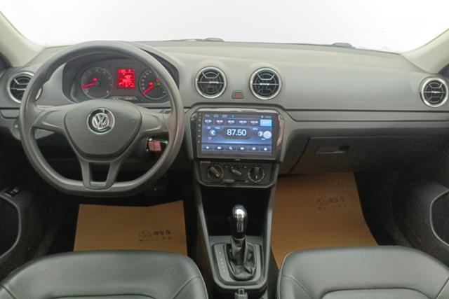 Volkswagen Jetta 2017 — фото 13