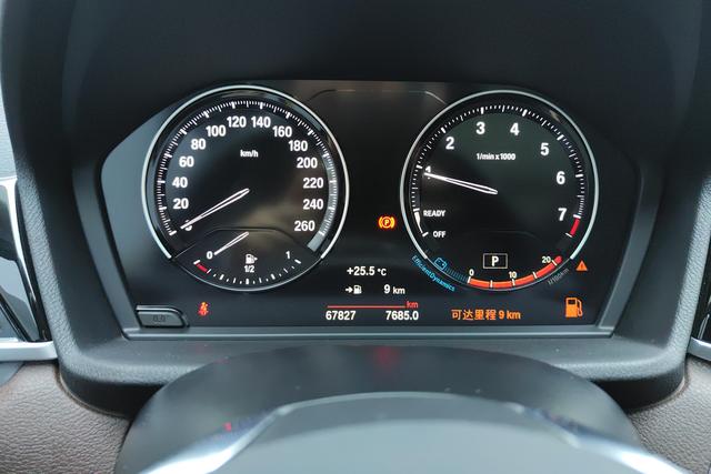 BMW X1 2021 — фото 13