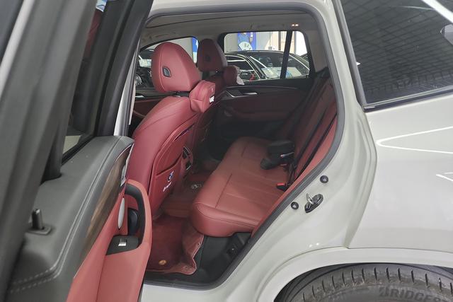 BMW X3 2023 x Drive 30i Leading M — фото 16