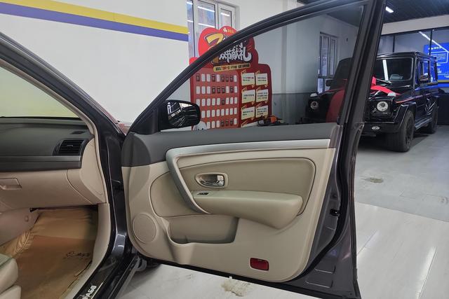 Dongfeng Fengshen Fengshen A60 2012 — фото 16