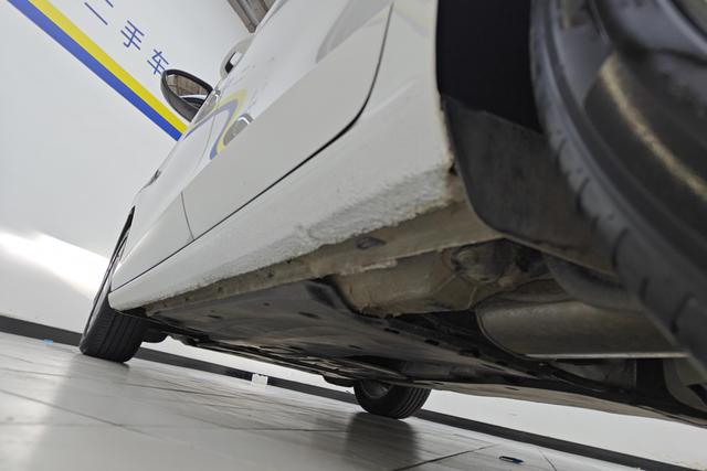 Volkswagen Lingdu 2023 Белый из Китая, фото 2