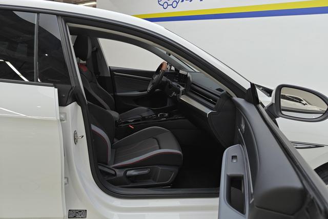 Volkswagen Lingdu id 3785350 из Китая 13