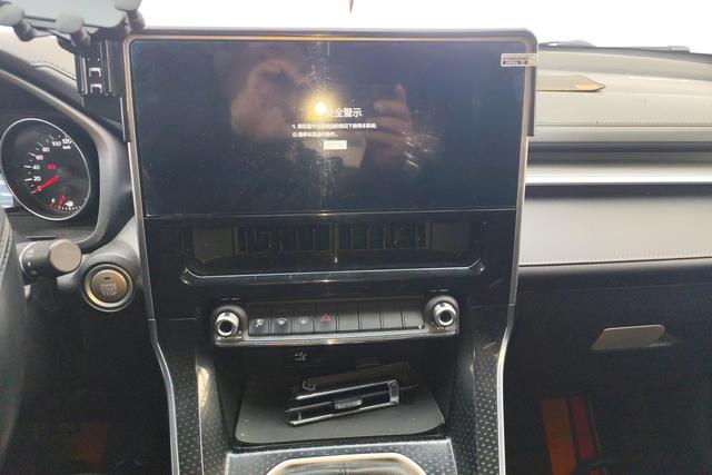 Haval M6 2021 PLUS 1.5 T MT — фото 13