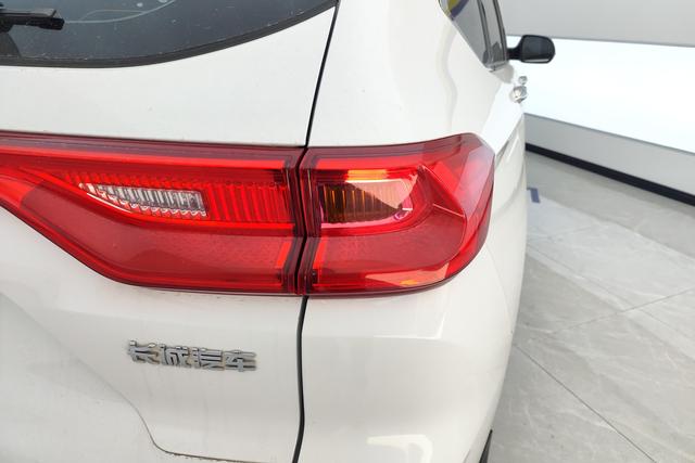 Haval M6 2021 PLUS 1.5 T MT — фото 6