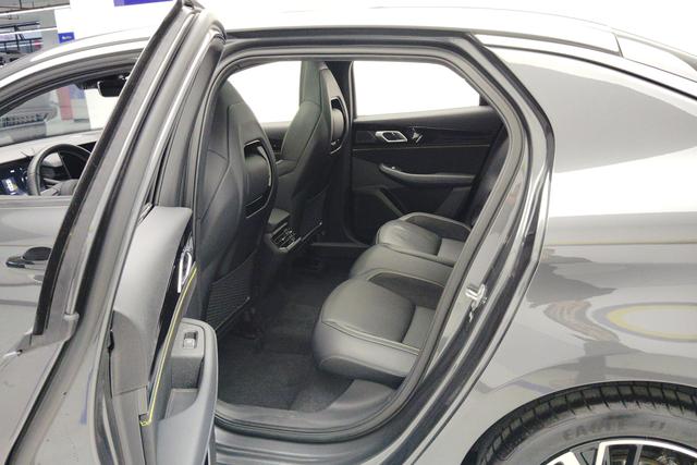 Lynk 03 id 3837292 из Китая 10