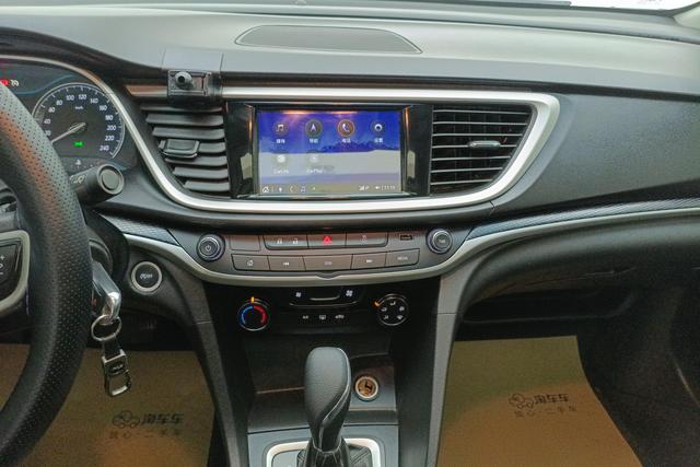 Buick Yinglang 2022 Белый из Китая, фото 3