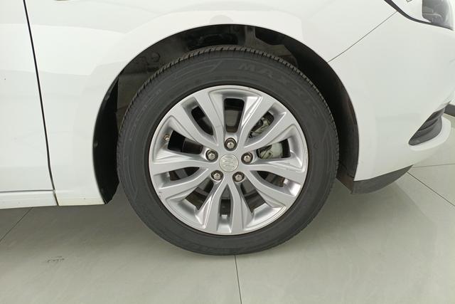 Buick Yinglang 2022 Белый из Китая, фото 4