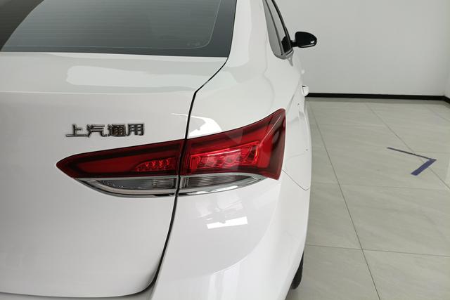 Buick Yinglang 2022 Белый из Китая, фото 5