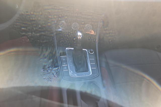 Volkswagen Bora id 3782128 из Китая 16