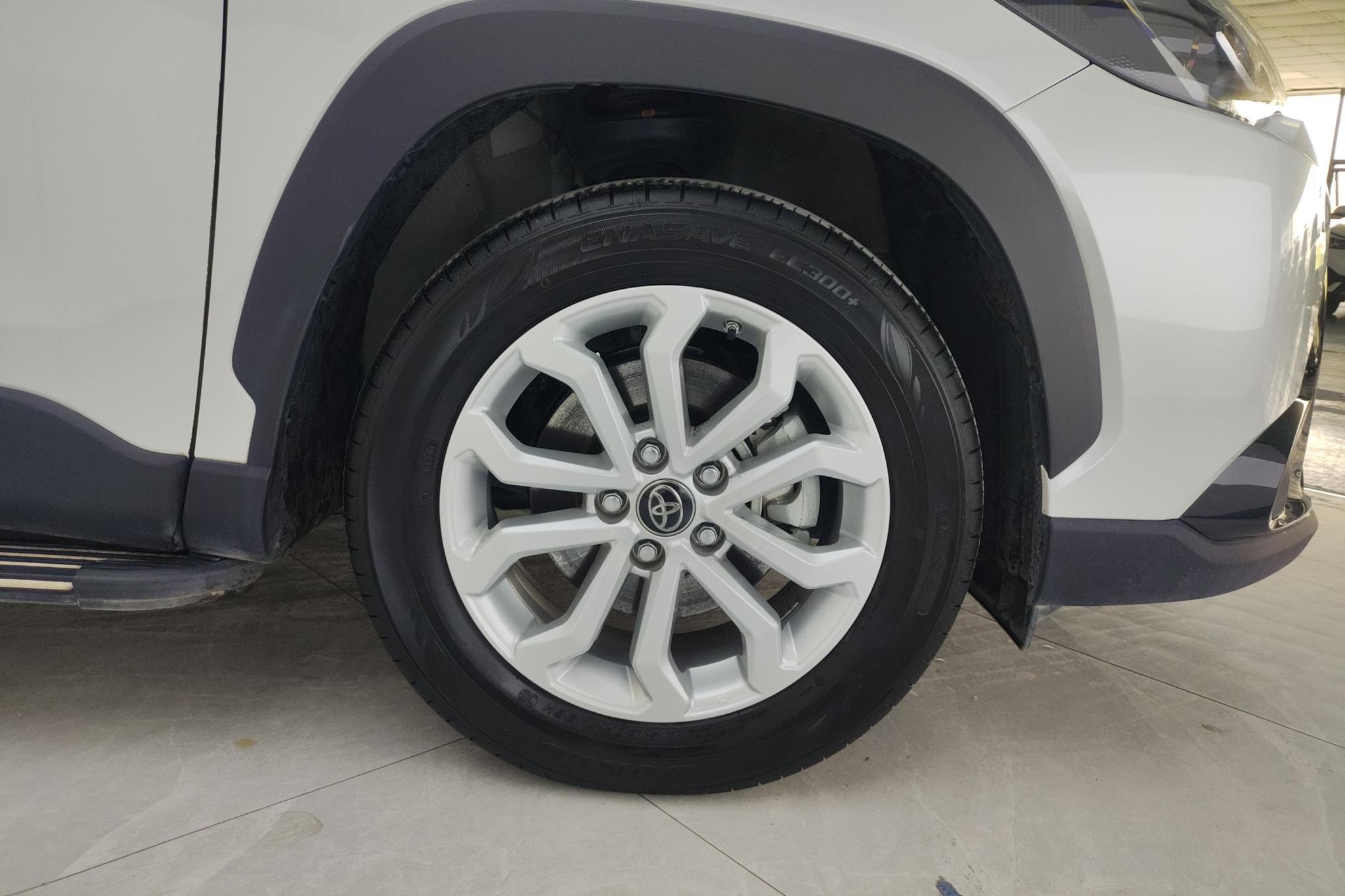 Toyota Frontlander 2022 2.0L CVT Lead