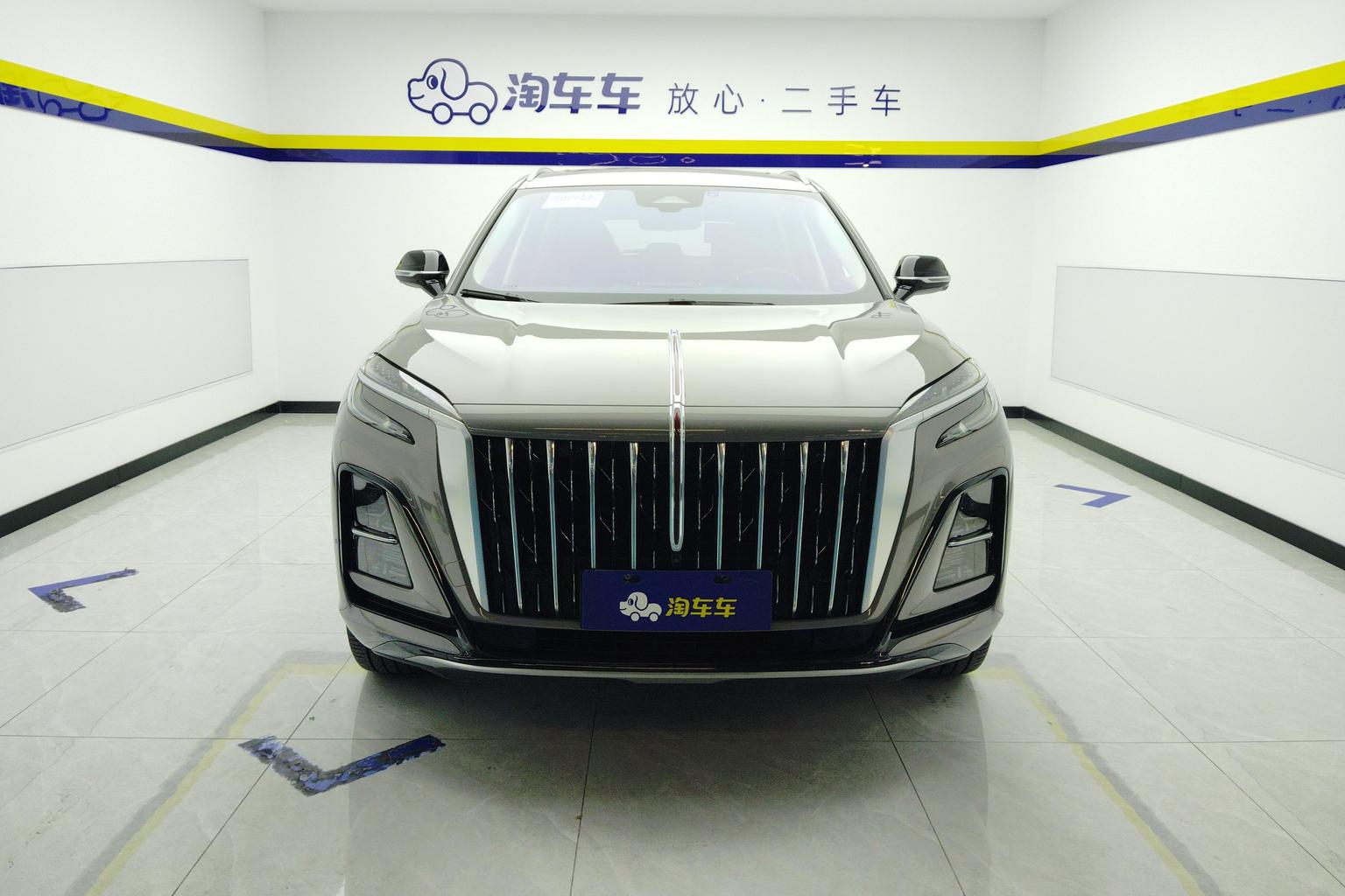 Hongqi HS3 2023 2.0T