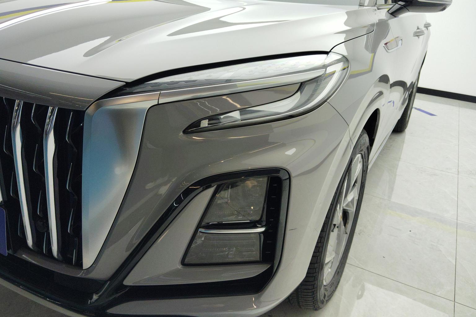 Hongqi HS3 2023 2.0T