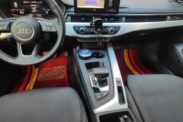 Audi A4L 2022 Белый из Китая, фото 4