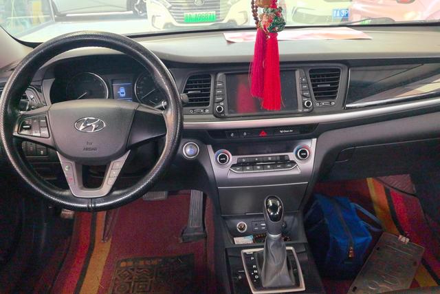 Hyundai Mistra 2019 1.8 L AT GLS VI — фото 15
