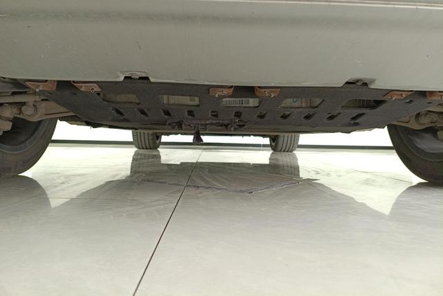 Red flag E-HS9 id 3810042 из Китая 8