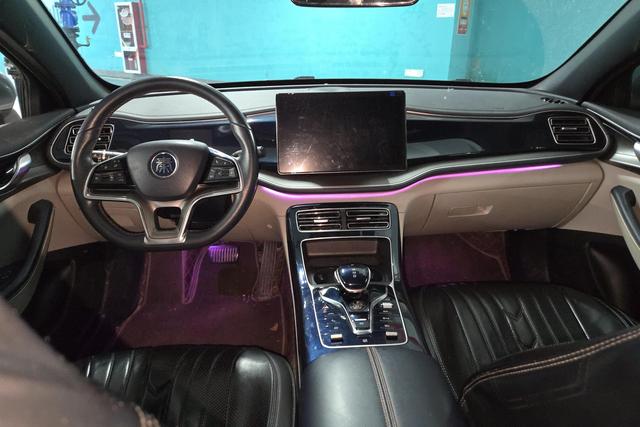 BYD Qin PLUS EV 2022 Темно-серый из Китая