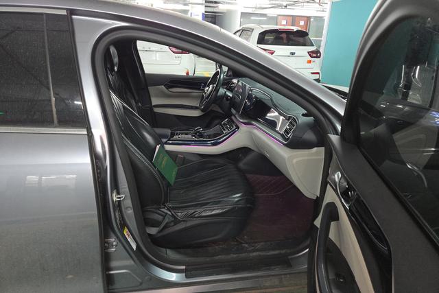 BYD Qin PLUS EV id 3810346 из Китая 17