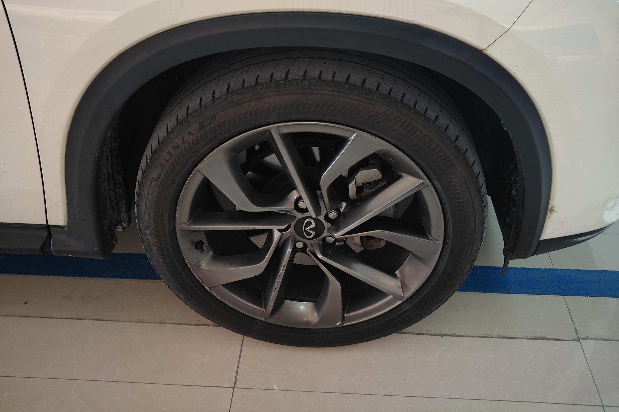 Infiniti QX50 2022 2.0T