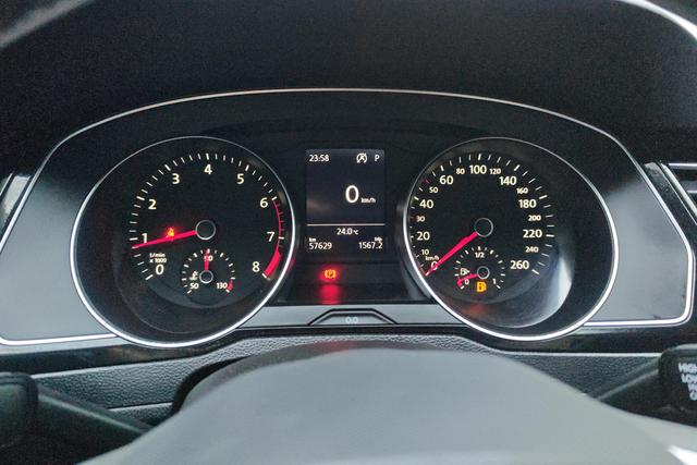 Volkswagen Magotan 2020 330 TSI DSG Leading — фото 13