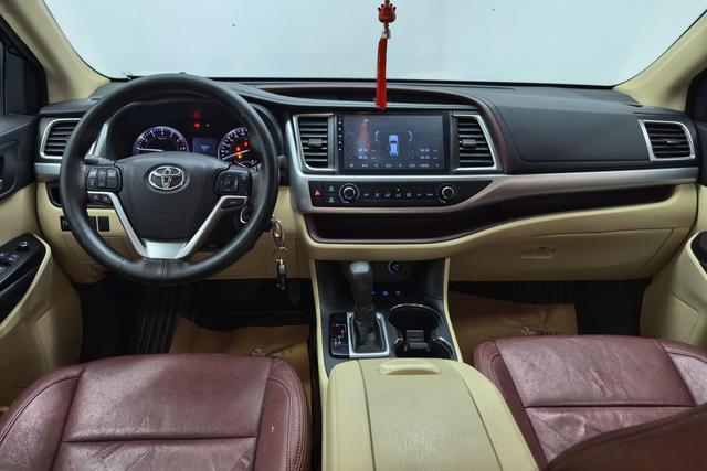 Toyota Highlander 2017 2.0 T 4 WD 7 — фото 12