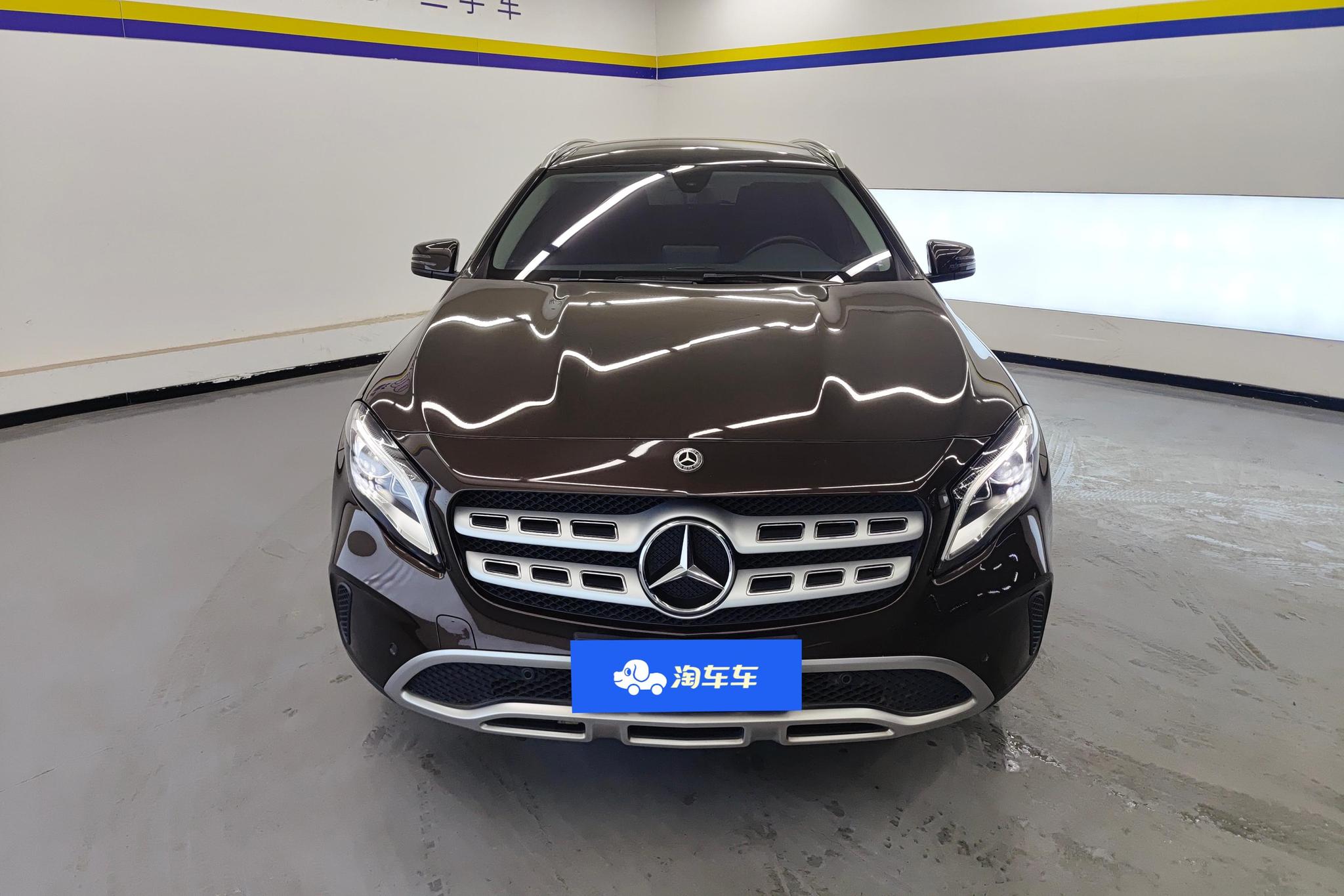 Mercedes-Benz GLA 2018 GLA 200 Fashion