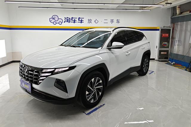 Hyundai Tucson 2023 L 1.5 T GLX 2 WD