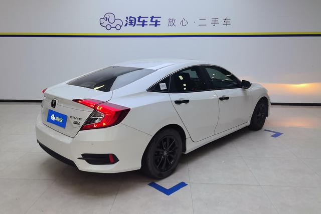 Honda Civic id 3823482 из Китая 15