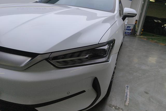 BYD Qin PLUS EV 2022 Белый из Китая, фото 5