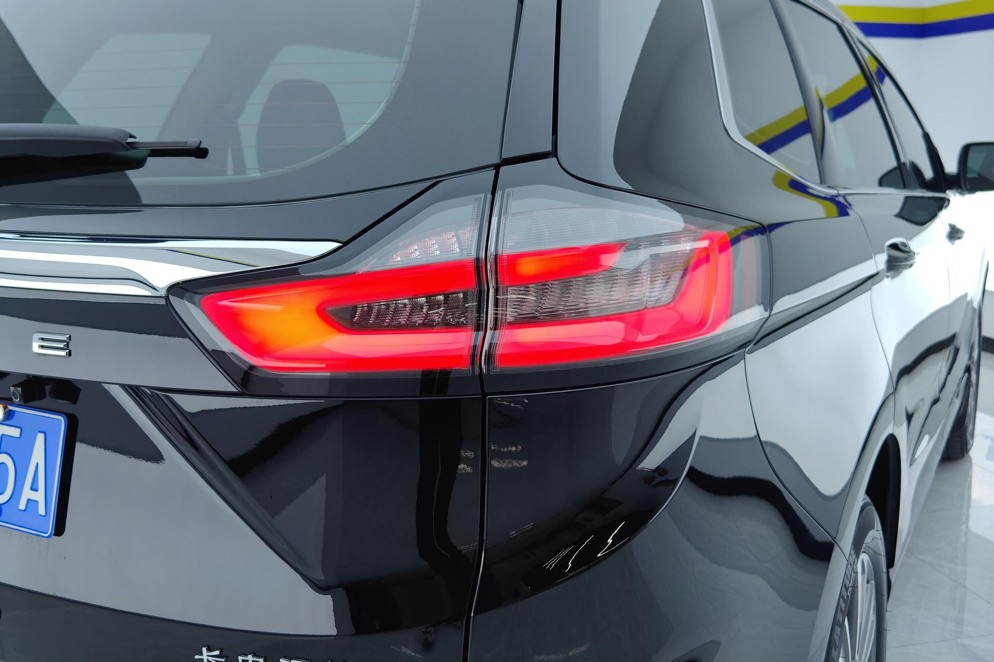 Ford Edge 2021 PLUS EcoBoost 245 5 мест