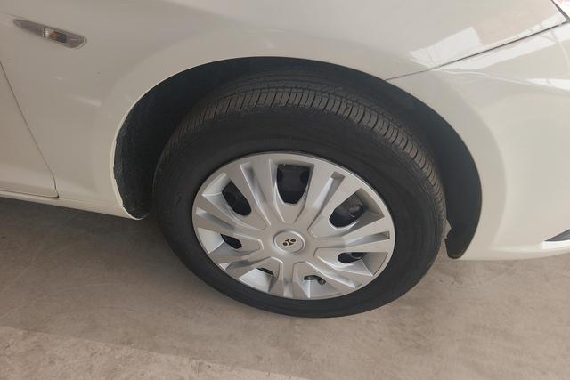 Baic New Energy EU 2024 Белый из Китая, фото 4