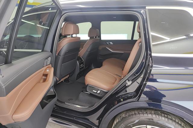 BMW X7 id 3785468 из Китая 12