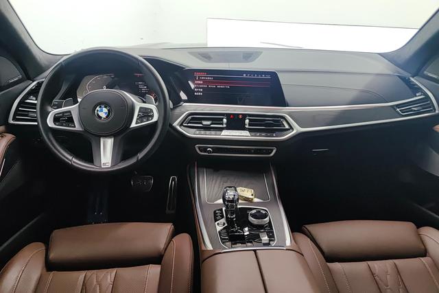 BMW X7 id 3785468 из Китая 13