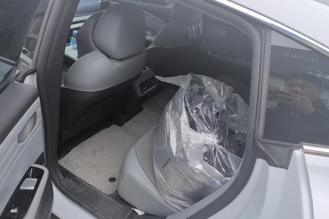 Geely Galaxy E8 2024 550km PRO — фото 16