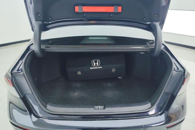 Honda Accord 2023 ·T 260 TURBO — фото 17