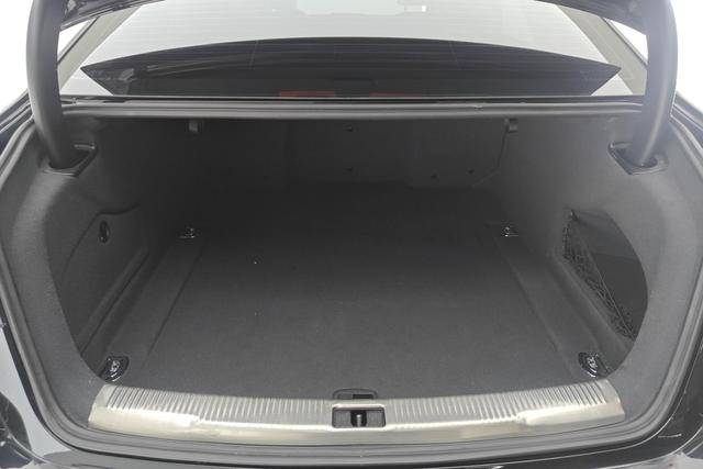 Audi A6L 2018 35 TFSI — фото 17