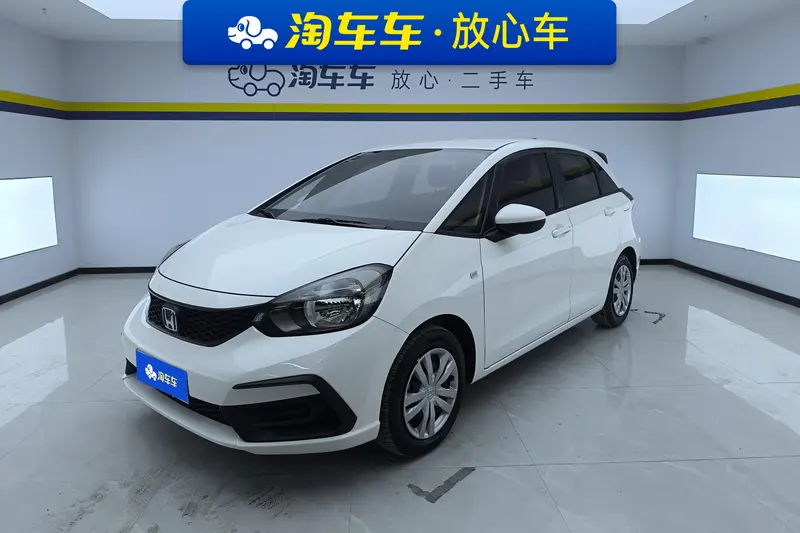 Honda Fit — фото 1
