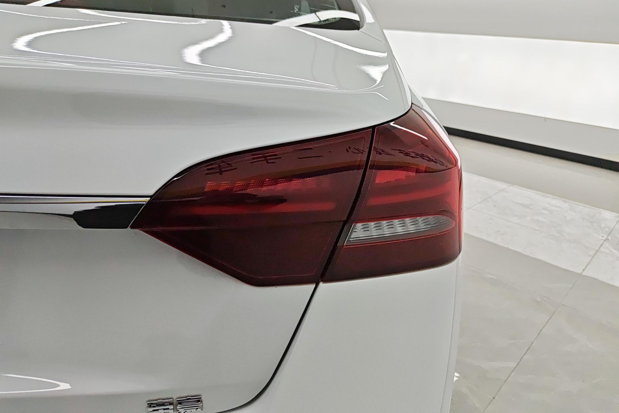 Geely Emgrand 2021 UP 1.5L CVT Luxury