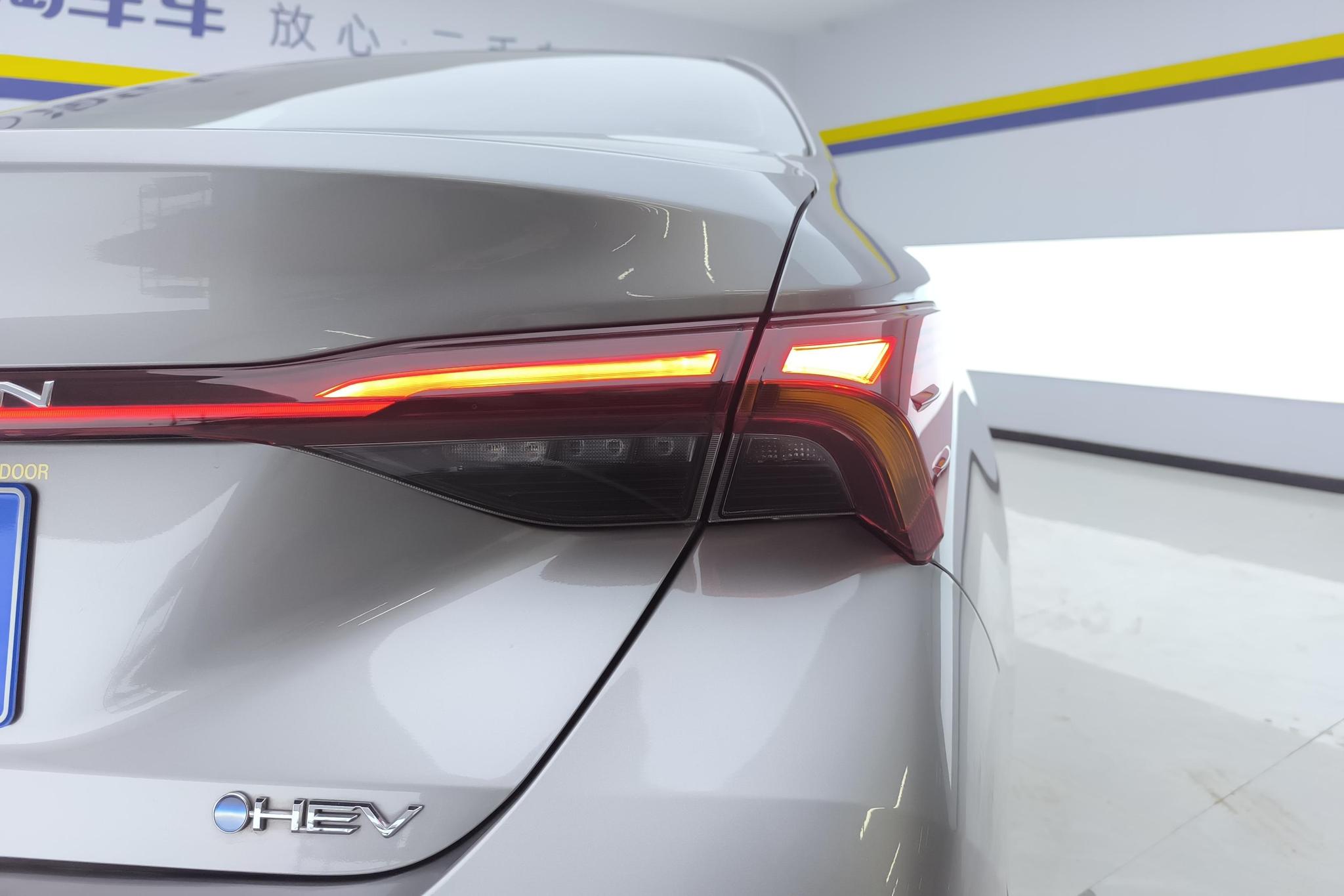 Toyota Avalon 2024 2.0L E-CVT Luxury