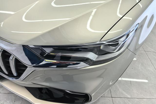 Hongqi HS5 2019 2.0 T 4 WD — фото 4