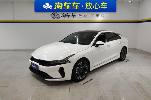 Kia K5 2023 Белый из Китая, фото 4